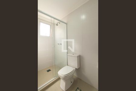 Banheiro da Suíte de apartamento para alugar com 1 quarto, 28m² em Rebouças, Curitiba