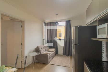 Sala/Cozinha de apartamento para alugar com 1 quarto, 28m² em Rebouças, Curitiba