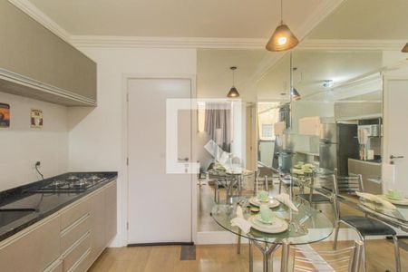 Sala/Cozinha de apartamento para alugar com 1 quarto, 28m² em Rebouças, Curitiba