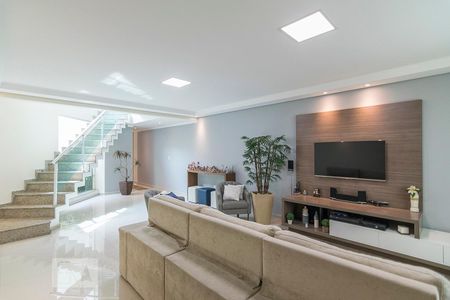 Sala de casa para alugar com 3 quartos, 220m² em Parque Novo Oratório, Santo André