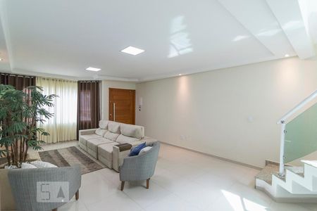 Sala de casa para alugar com 3 quartos, 220m² em Parque Novo Oratório, Santo André