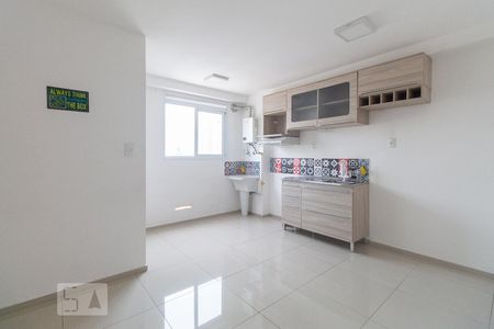 Sala e cozinha de apartamento à venda com 1 quarto, 30m² em Brás, São Paulo