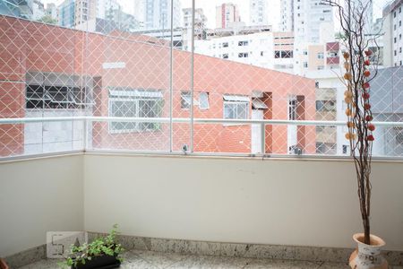 Varanda da sala de apartamento para alugar com 4 quartos, 165m² em Buritis, Belo Horizonte