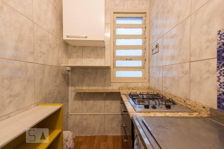 Cozinha de apartamento à venda com 1 quarto, 38m² em Centro Histórico, Porto Alegre