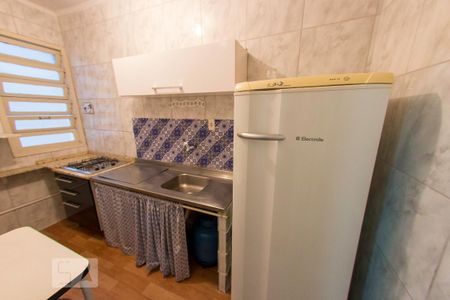Cozinha de apartamento à venda com 1 quarto, 38m² em Centro Histórico, Porto Alegre