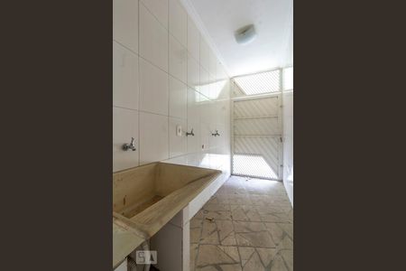 Casa à venda com 114m², 2 quartos e 2 vagasÁrea de Serviço 