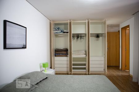 Apartamento à venda com 110m², 2 quartos e 1 vagaQuarto 1 - suíte