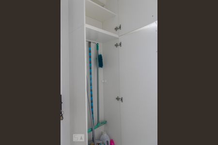 Apartamento para alugar com 47m², 1 quarto e 1 vaga Apartamento para alugar com 47m², 1 quarto e 1 vagaDetalhe da area de serviço