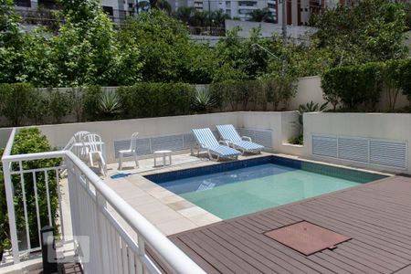Apartamento para alugar com 47m², 1 quarto e 1 vaga Apartamento para alugar com 47m², 1 quarto e 1 vagaÁrea comum - Piscina