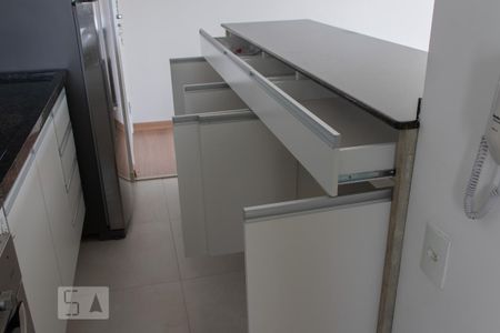 Apartamento para alugar com 47m², 1 quarto e 1 vaga Apartamento para alugar com 47m², 1 quarto e 1 vagaCozinha - Armários