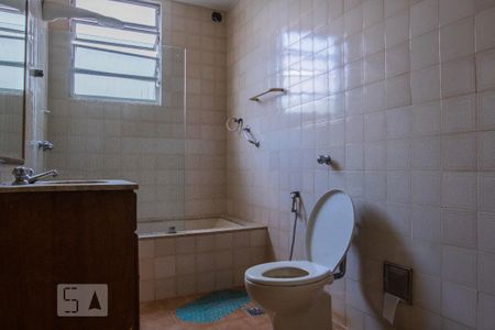 Apartamento para alugar com 225m², 4 quartos e 1 vaga Apartamento para alugar com 225m², 4 quartos e 1 vagaBanheiro 2