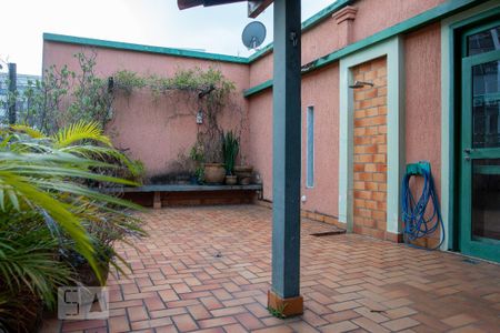 Apartamento para alugar com 225m², 4 quartos e 1 vaga Apartamento para alugar com 225m², 4 quartos e 1 vagaTerraço