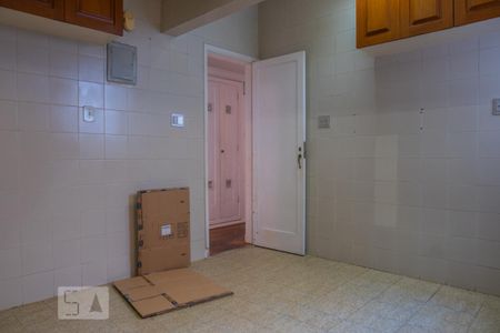 Cozinha de apartamento para alugar com 4 quartos, 225m² em Laranjeiras, Rio de Janeiro