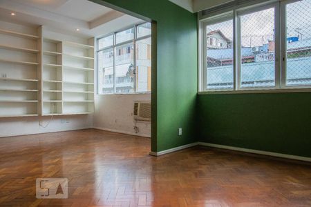 Apartamento para alugar com 225m², 4 quartos e 1 vaga Apartamento para alugar com 225m², 4 quartos e 1 vagaSala 1