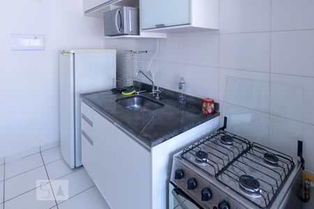 Cozinha de apartamento para alugar com 1 quarto, 36m² em Água Branca, São Paulo
