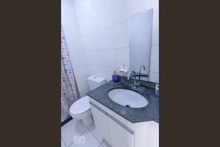 Banheiro de apartamento para alugar com 1 quarto, 36m² em Água Branca, São Paulo