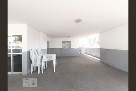 Apartamento à venda com 53m², 2 quartos e 1 vaga Apartamento à venda com 53m², 2 quartos e 1 vagaÁrea comum - Salão de festas