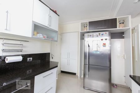 Apartamento à venda com 140m², 3 quartos e 2 vagasCozinha