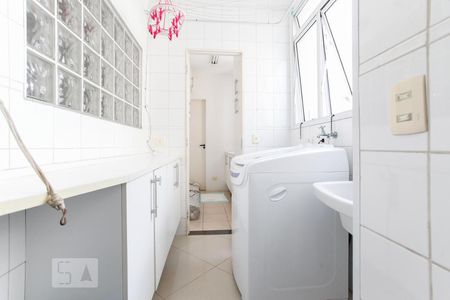 Apartamento à venda com 140m², 3 quartos e 2 vagasÁrea de serviço