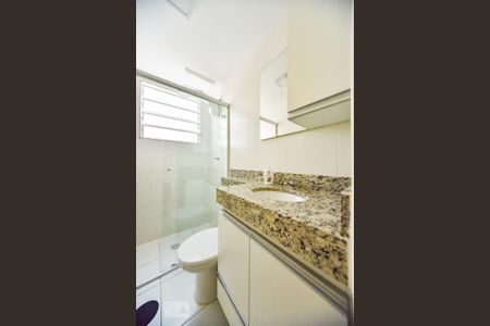 Banheiro Social de apartamento à venda com 2 quartos, 47m² em Taboão, São Bernardo do Campo