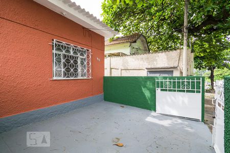 Casa para alugar com 65m², 1 quarto e 1 vaga Casa para alugar com 65m², 1 quarto e 1 vagaVaranda da frente e garagem