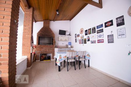Casa à venda com 190m², 4 quartos e 3 vagaschurrasqueira