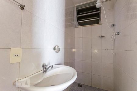 Banheiro de casa para alugar com 1 quarto, 50m² em Barreto, Niterói