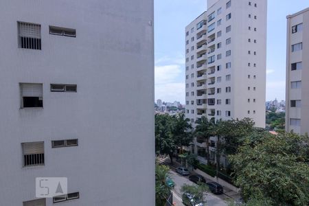 Vista Quarto 1 de apartamento à venda com 3 quartos, 92m² em Vila Ipojuca, São Paulo
