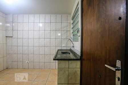 Entrada Cozinha de casa para alugar com 1 quarto, 40m² em Água Funda, São Paulo