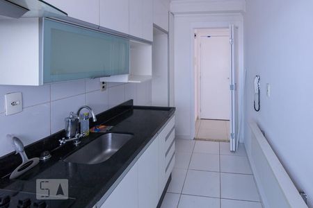 Apartamento à venda com 43m², 2 quartos e sem vagaCozinha