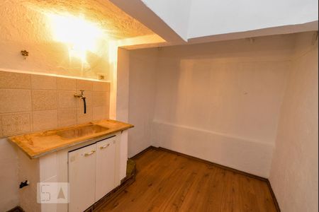 Cozinha de casa para alugar com 1 quarto, 20m² em Parque Continental I, Guarulhos
