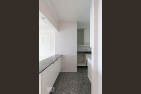 Apartamento à venda com 68m², 2 quartos e 2 vagasCozinha