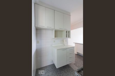 Apartamento à venda com 68m², 2 quartos e 2 vagasCozinha