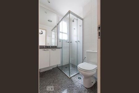 Banheiro Social de apartamento para alugar com 2 quartos, 68m² em Chácara Inglesa, São Paulo
