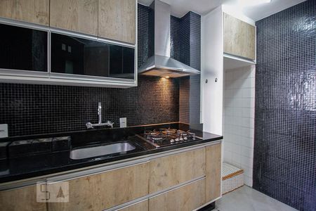 Apartamento para alugar com 105m², 3 quartos e 2 vagas Apartamento para alugar com 105m², 3 quartos e 2 vagasCozinha