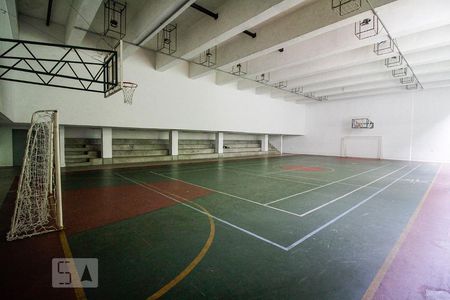 Apartamento para alugar com 105m², 3 quartos e 2 vagas Apartamento para alugar com 105m², 3 quartos e 2 vagasquadra