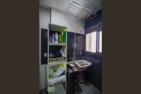 Apartamento para alugar com 105m², 3 quartos e 2 vagas Apartamento para alugar com 105m², 3 quartos e 2 vagasÁrea de Serviço