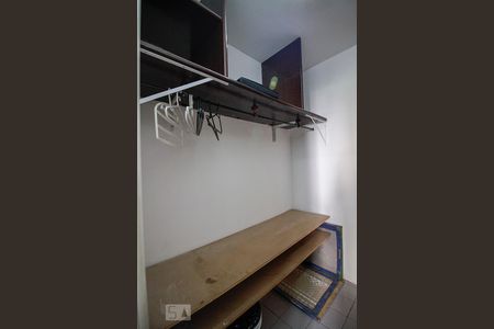 Apartamento para alugar com 105m², 3 quartos e 2 vagas Apartamento para alugar com 105m², 3 quartos e 2 vagasQuarto de Serviço