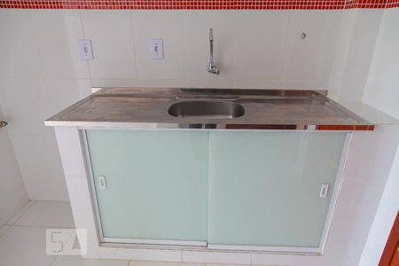 Apartamento para alugar com 70m², 3 quartos e 1 vaga Apartamento para alugar com 70m², 3 quartos e 1 vagaCozinha pia