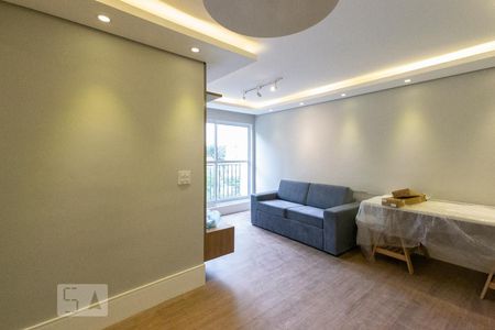 Sala de apartamento para alugar com 3 quartos, 72m² em Vila Olímpia, São Paulo