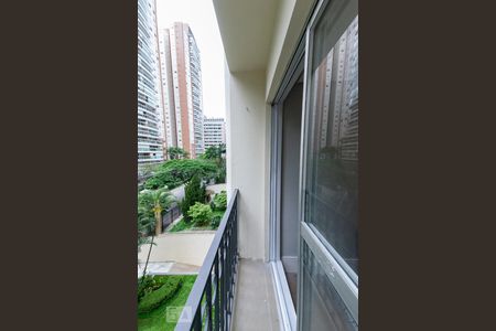 Varanda de apartamento para alugar com 3 quartos, 72m² em Vila Olímpia, São Paulo