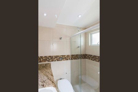 Banheiro de casa para alugar com 3 quartos, 220m² em Quitaúna, Osasco