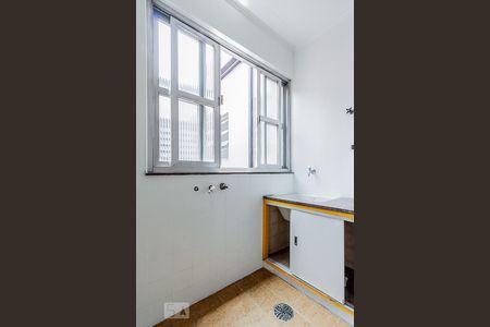 Apartamento à venda com 65m², 2 quartos e sem vagaÁrea de serviço