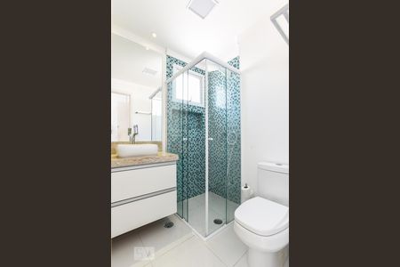 Apartamento à venda com 80m², 2 quartos e 2 vagasBanheiro da Suíte