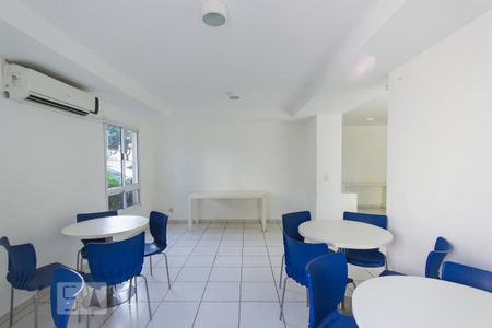 Apartamento à venda com 56m², 2 quartos e 2 vagasSalão de Festas