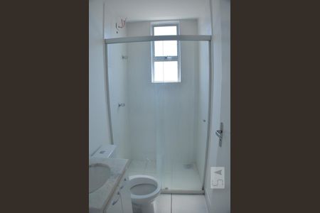 Banheiro de apartamento para alugar com 2 quartos, 56m² em Jardim Guanabara, Belo Horizonte