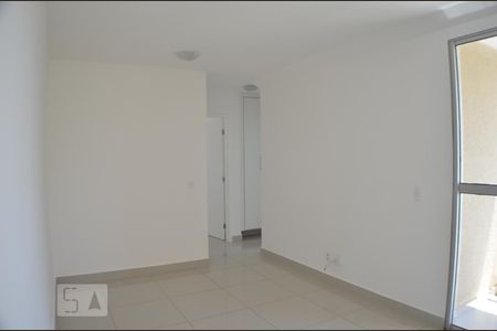Sala de apartamento para alugar com 2 quartos, 56m² em Jardim Guanabara, Belo Horizonte