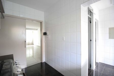 Apartamento à venda com 140m², 3 quartos e 2 vagasCozinha