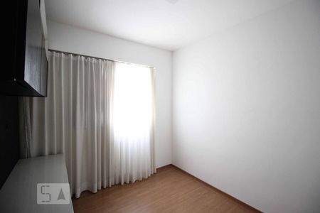 Apartamento à venda com 140m², 3 quartos e 2 vagasQuarto 2