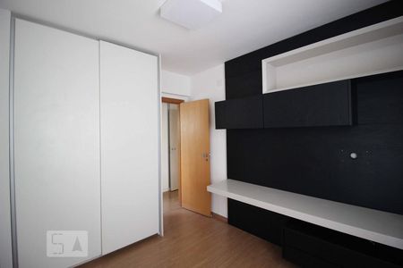 Apartamento à venda com 140m², 3 quartos e 2 vagasQuarto 2
